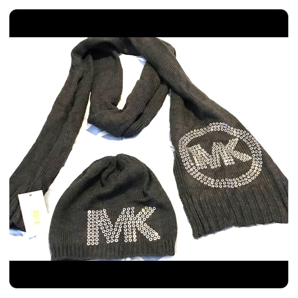 Michael Kors stud scarf and beanie